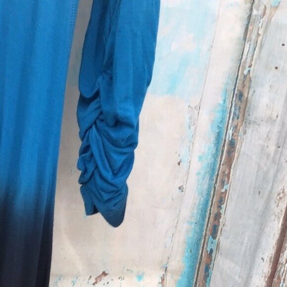 Philosophy Ombre Blue & Black Dip Dye Asymmetrical Hem Tunic Top Ruched Sleeves - Picture 4 of 5